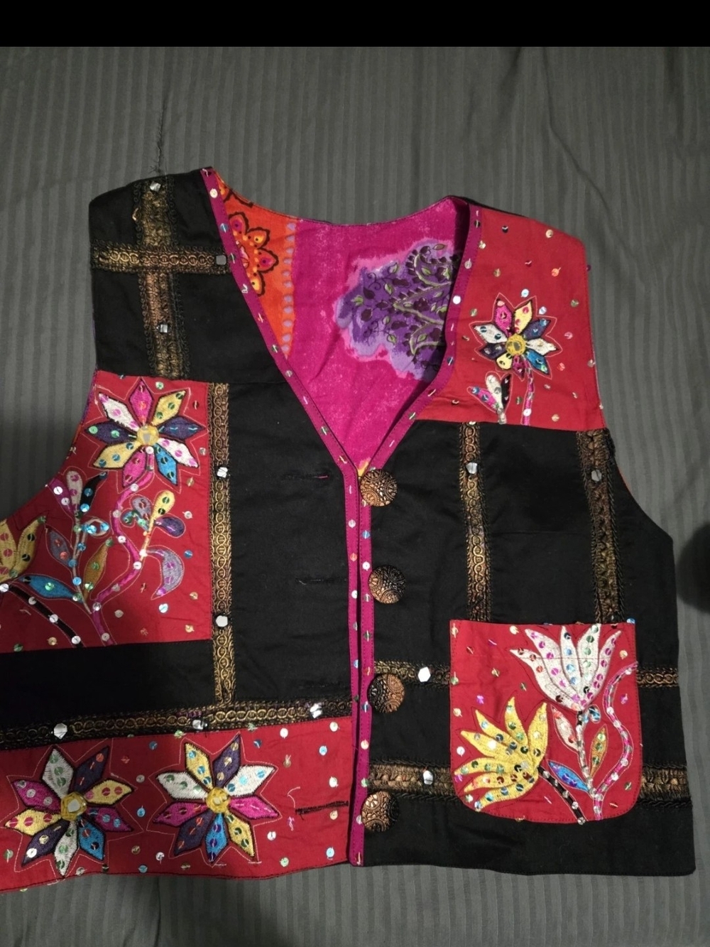 Bohemian Embroidered Patchwork Vest - Black & Red